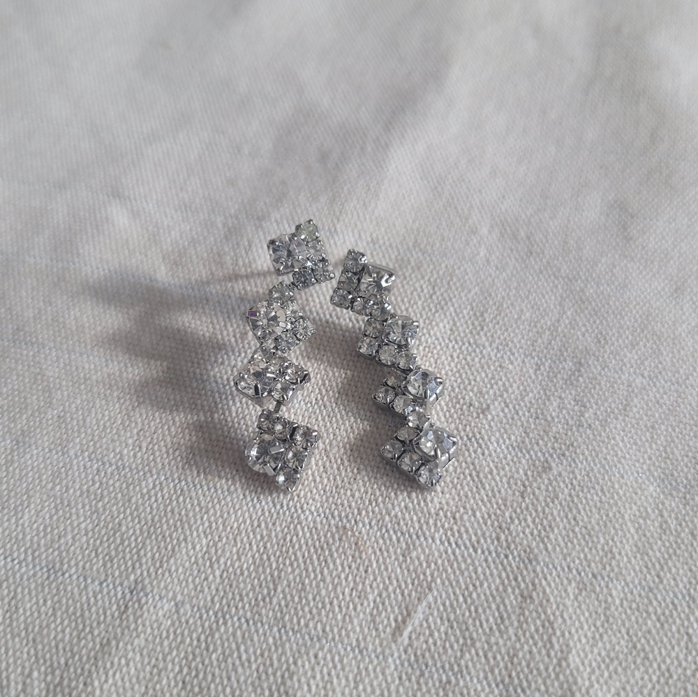 FREE Rhinestone Sparkle Silver Earrings